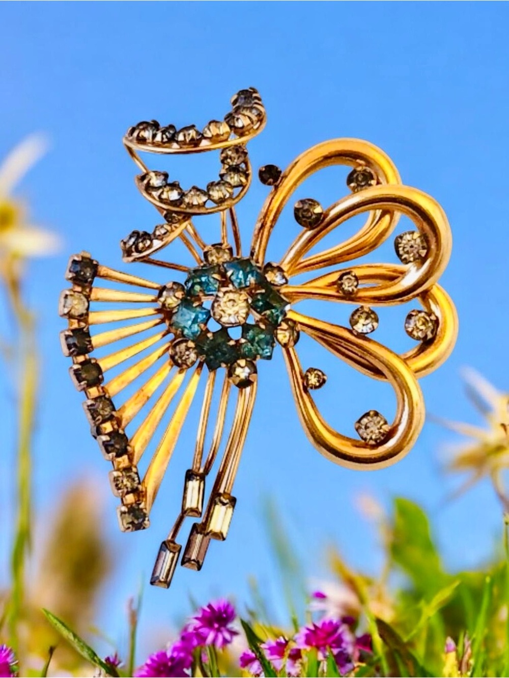 M&S Rhinestone Bow Brooch 1/20 12K Gold Filled Vintage Signed 1950s